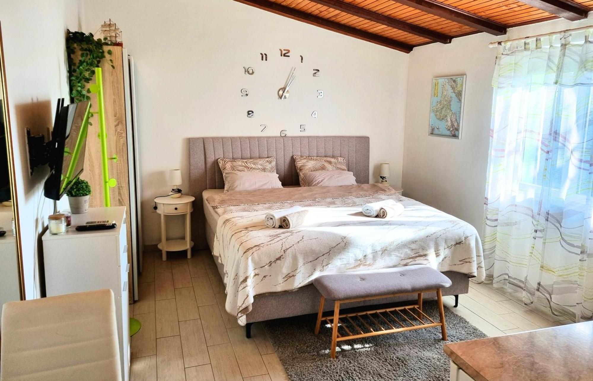 Studio Apartment Lino Skrbčići Екстериор снимка