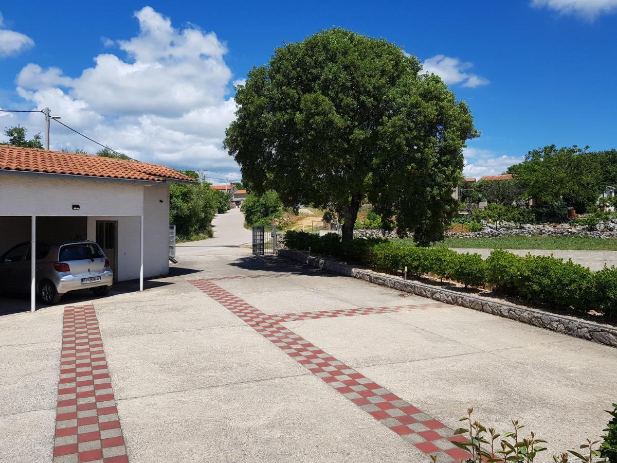 Studio Apartment Lino Skrbčići Екстериор снимка